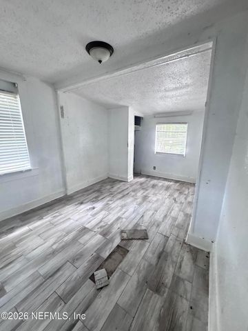 3634 ROGERS Avenue, Jacksonville, FL 32208