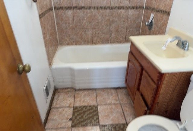 17214 Country Lane, East Hazel Crest, IL 60429