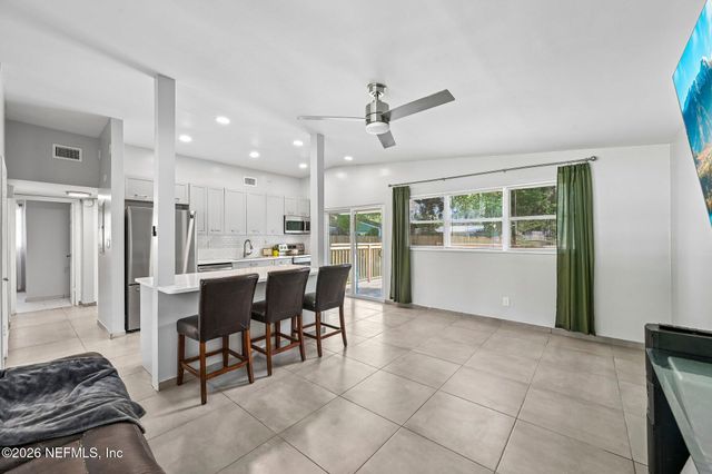 802 N CYPRESS Street, Green Cove Springs, FL 32043