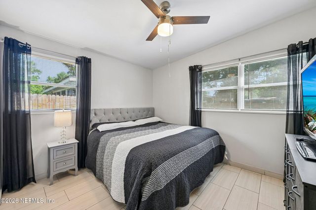 802 N CYPRESS Street, Green Cove Springs, FL 32043