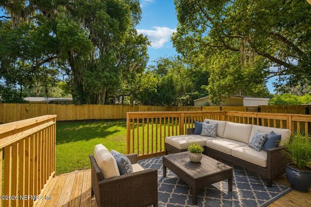 802 N CYPRESS Street, Green Cove Springs, FL 32043