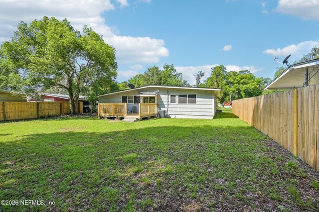 802 N CYPRESS Street, Green Cove Springs, FL 32043