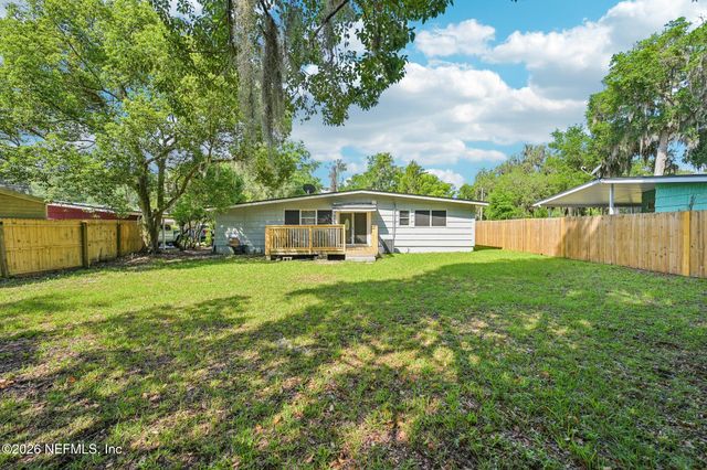 802 N CYPRESS Street, Green Cove Springs, FL 32043