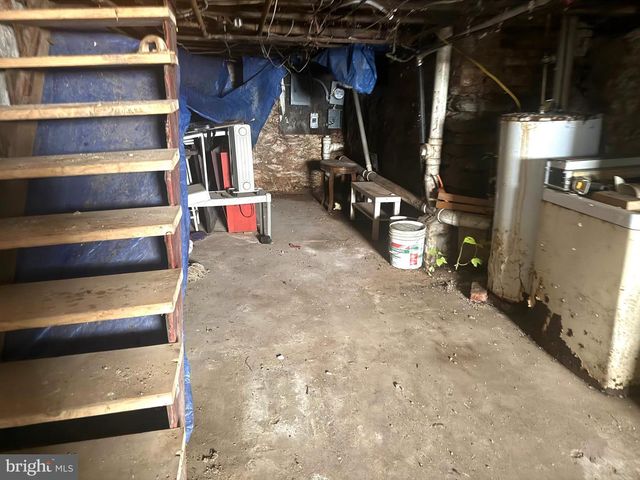 2237 PIERCE ST, Philadelphia, PA 19145