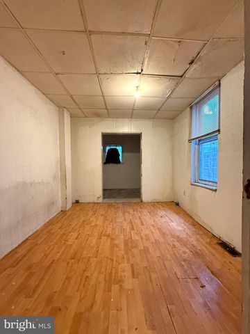 2237 PIERCE ST, Philadelphia, PA 19145