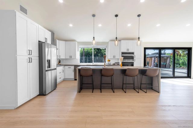 12821 Avenida La Valencia, Poway, CA 92064