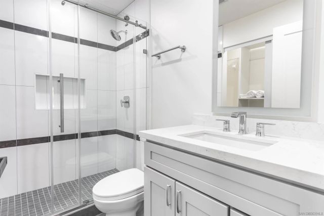 12821 Avenida La Valencia, Poway, CA 92064