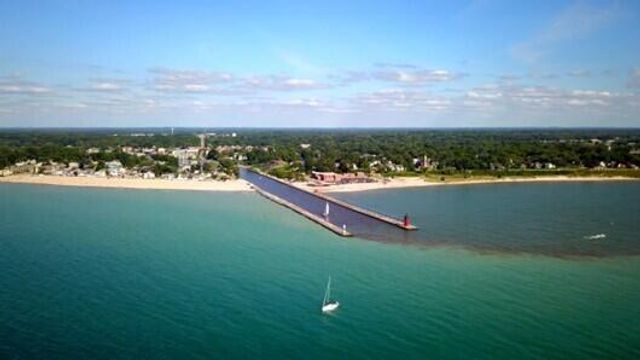 901 St Joseph Street, South Haven, MI 49090