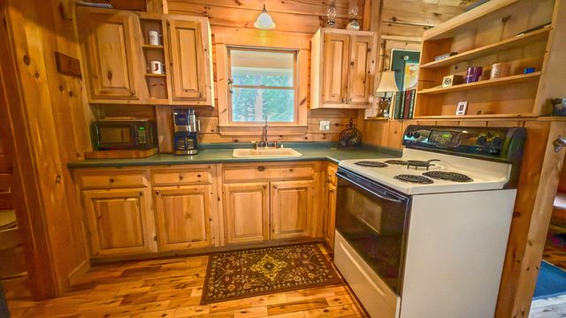 701 Kidderhood Road, West Fairlee, VT 05083