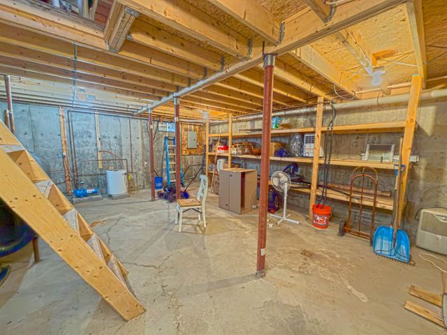 701 Kidderhood Road, West Fairlee, VT 05083