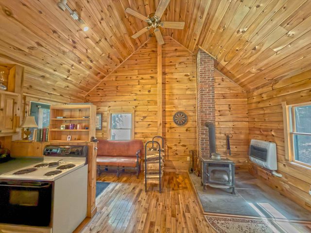 701 Kidderhood Road, West Fairlee, VT 05083