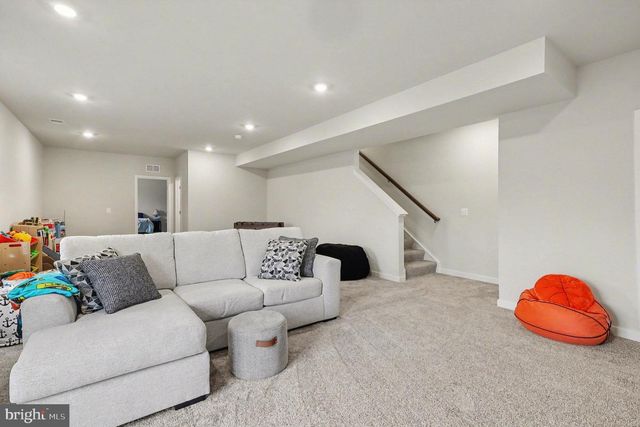 18508 NEWMACHAR CT, Jeffersonton, VA 22724