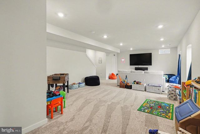 18508 NEWMACHAR CT, Jeffersonton, VA 22724