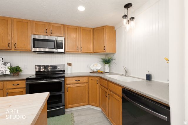 5033 S 150 E, Washington Terrace, UT 84405