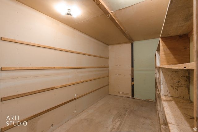 5033 S 150 E, Washington Terrace, UT 84405