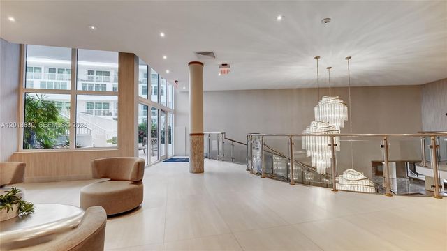5401 Collins Ave 1126, Miami Beach, FL 33140