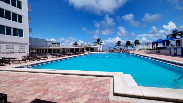 5401 Collins Ave 1126, Miami Beach, FL 33140