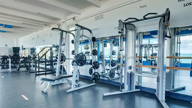 5401 Collins Ave 1126, Miami Beach, FL 33140