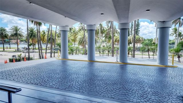 5401 Collins Ave 1126, Miami Beach, FL 33140