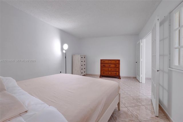5401 Collins Ave 1126, Miami Beach, FL 33140
