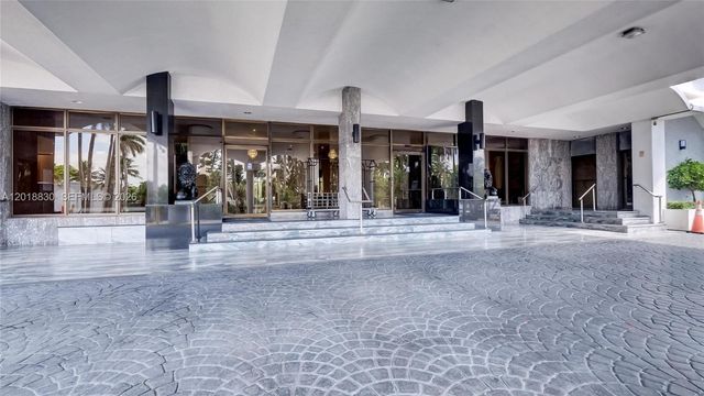 5401 Collins Ave 1126, Miami Beach, FL 33140