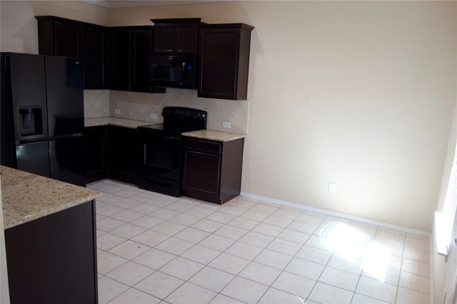 12221 Big Rock Drive, Rhome, TX 76078