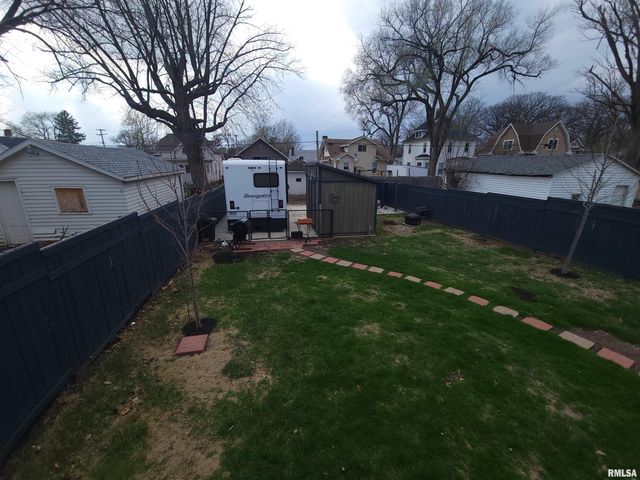 2709 N SPRINGDALE Avenue, Peoria, IL 61603