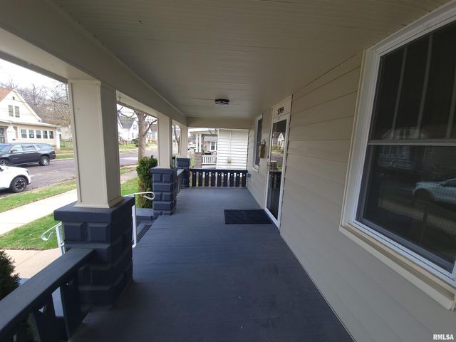 2709 N SPRINGDALE Avenue, Peoria, IL 61603