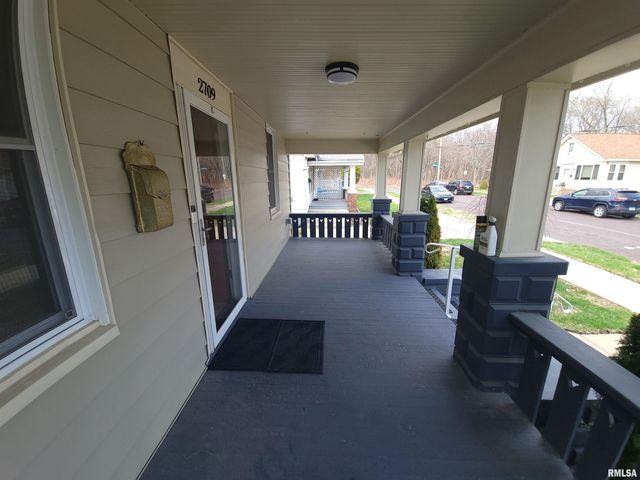 2709 N SPRINGDALE Avenue, Peoria, IL 61603