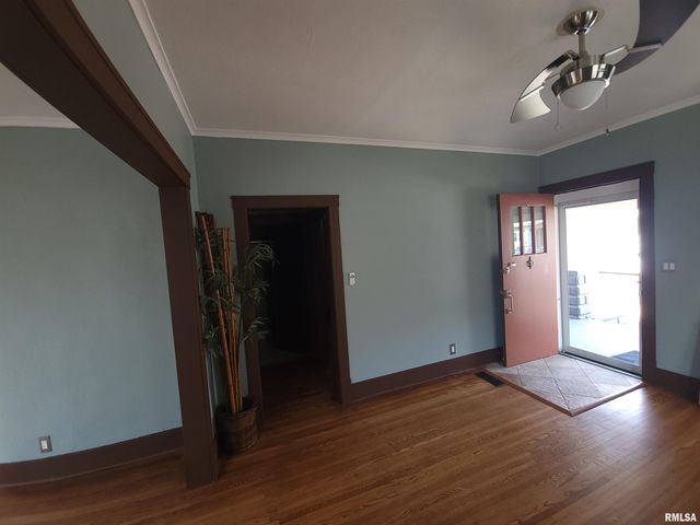 2709 N SPRINGDALE Avenue, Peoria, IL 61603