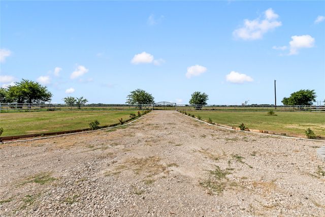 16609 Tarlton Road, Mabank, TX 75156