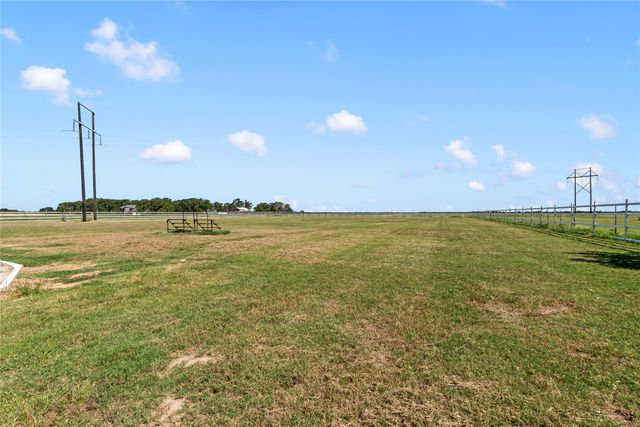 16609 Tarlton Road, Mabank, TX 75156