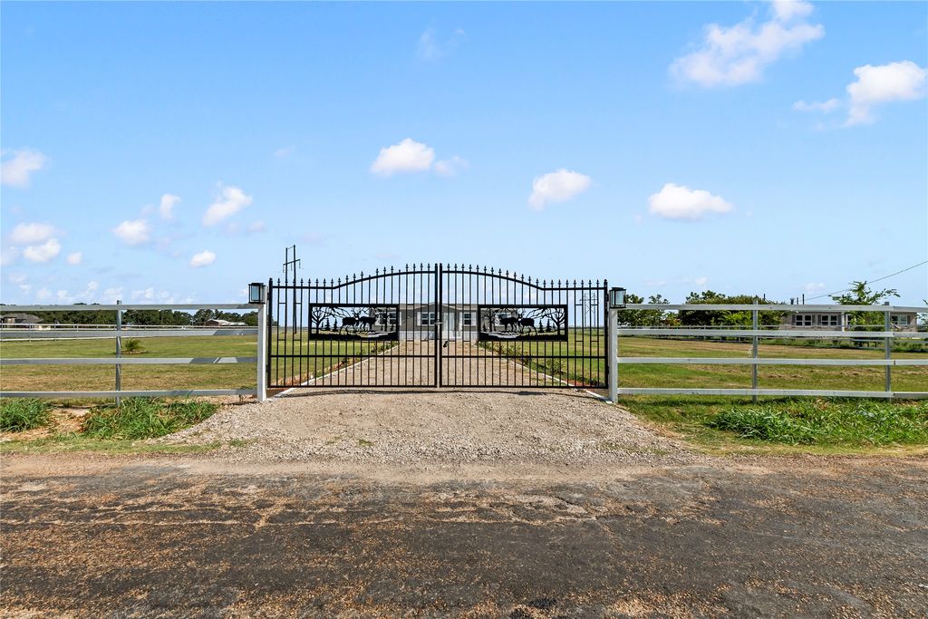 16609 Tarlton Road, Mabank, TX 75156