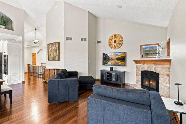 953 Firesteed Ridge, Waconia, MN 55387