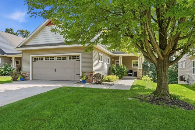 953 Firesteed Ridge, Waconia, MN 55387