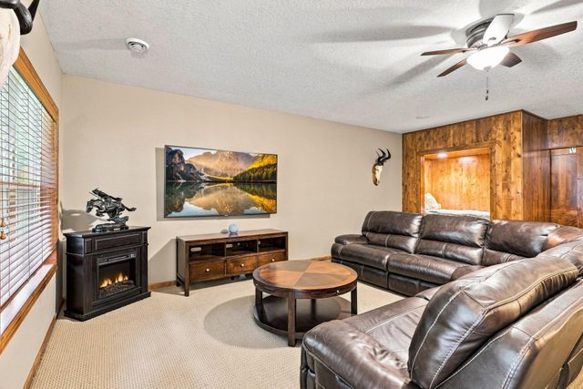 953 Firesteed Ridge, Waconia, MN 55387