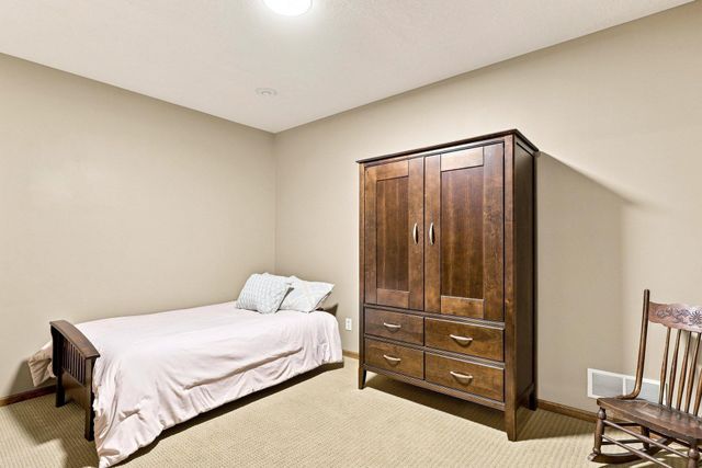 953 Firesteed Ridge, Waconia, MN 55387