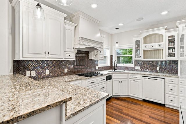 953 Firesteed Ridge, Waconia, MN 55387