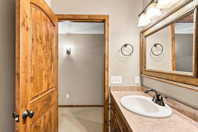 953 Firesteed Ridge, Waconia, MN 55387