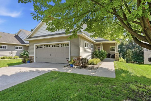 953 Firesteed Ridge, Waconia, MN 55387
