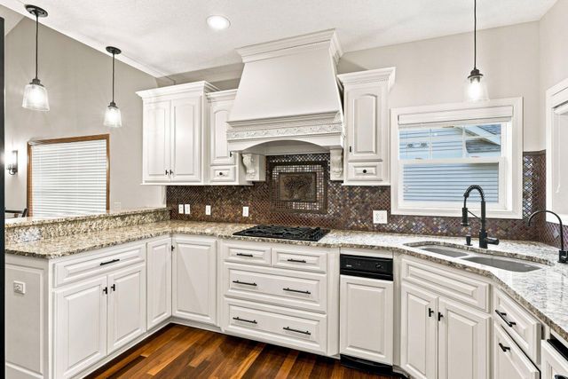 953 Firesteed Ridge, Waconia, MN 55387