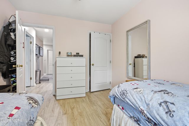 121 Forest Park Circle, Lakewood, NJ 08701