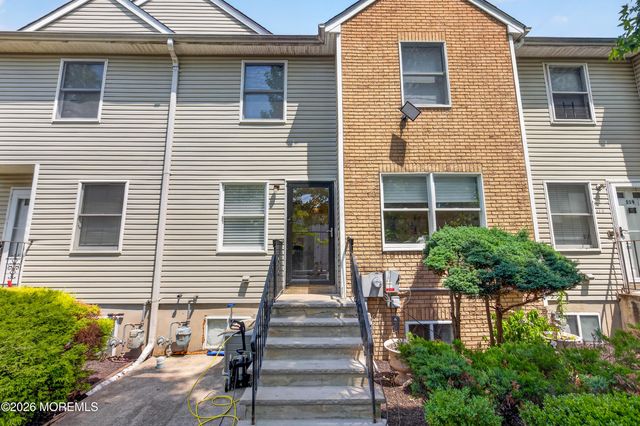 121 Forest Park Circle, Lakewood, NJ 08701