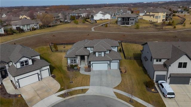 17332 Richards Street, Overland Park, KS 66221