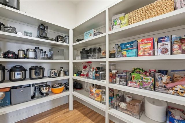 17332 Richards Street, Overland Park, KS 66221