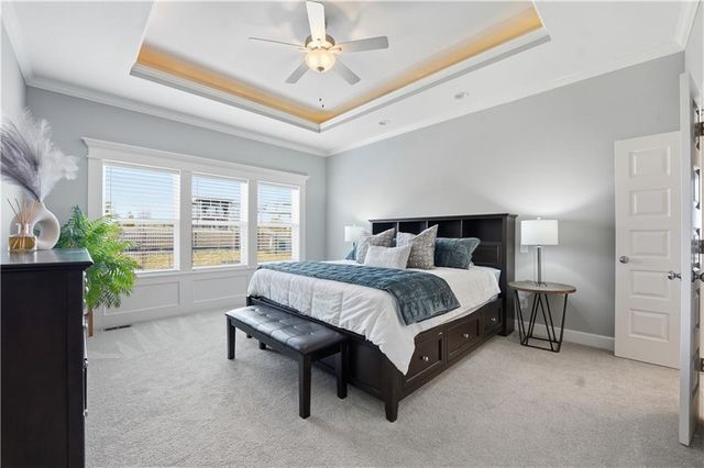 17332 Richards Street, Overland Park, KS 66221