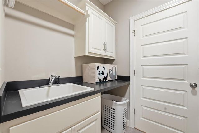 17332 Richards Street, Overland Park, KS 66221