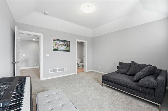 17332 Richards Street, Overland Park, KS 66221