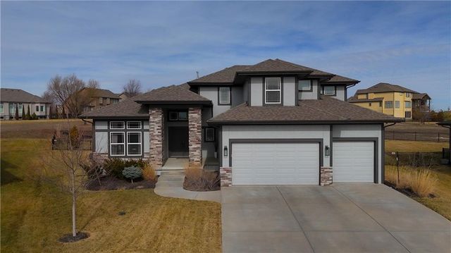 17332 Richards Street, Overland Park, KS 66221