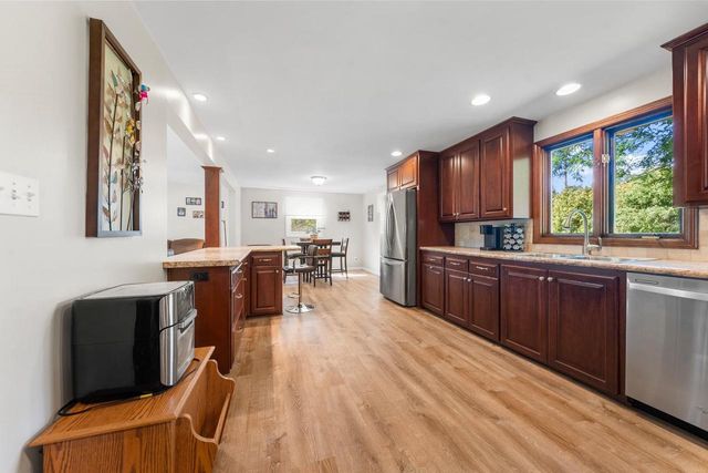 3108 S CLAY STREET, Green Bay, WI 54301